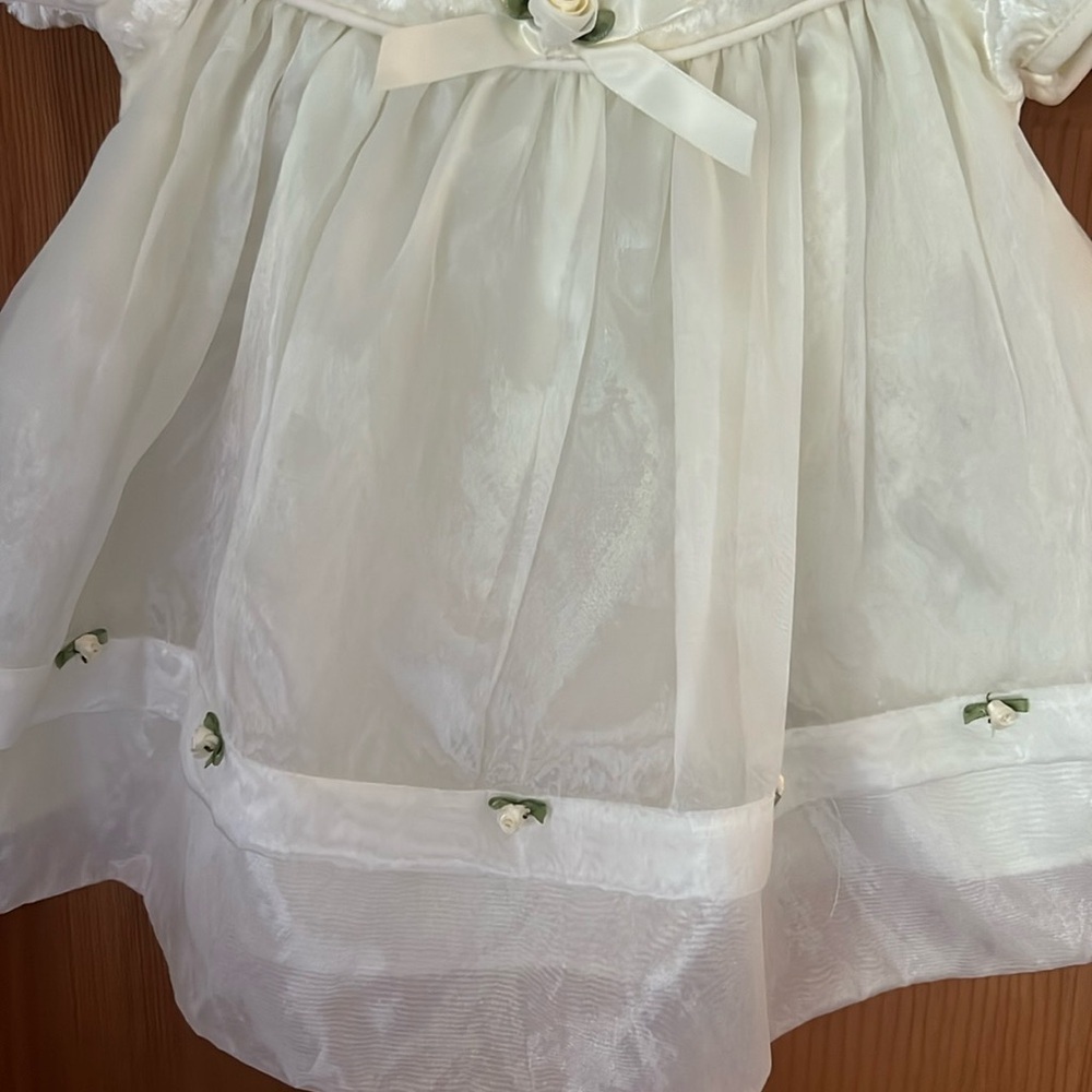 🛍PRETTY LITTLE GIRLS DRESS SIZE 3-6 MONTHS 🛍 - Picture 3 of 7